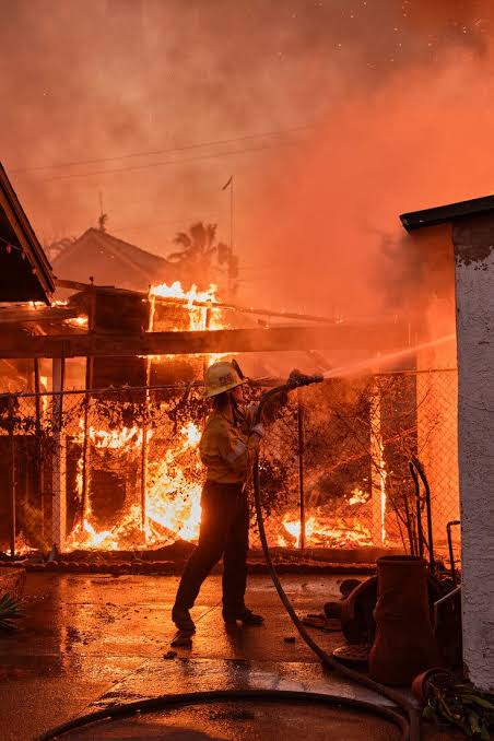 Breaking News: devastating fire burns down the largest city in Punta Gorda  just now many life’s destroyed due to……. more details ⬇️