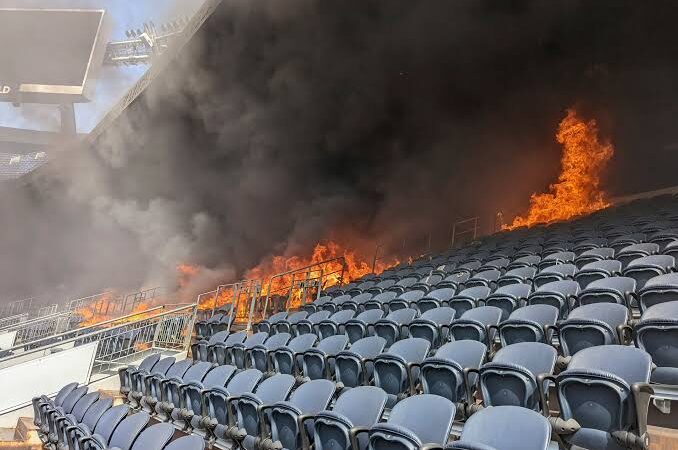 Breaking news: few minutes ago fire down England Studium 5 star players pass away due to over hit coming…..