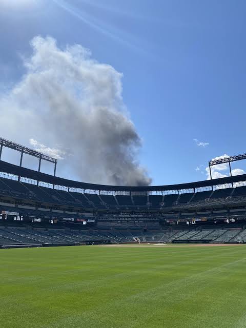 Breaking News:Fire breaks off Orioles  park at Camden Yards this morning…..read more 