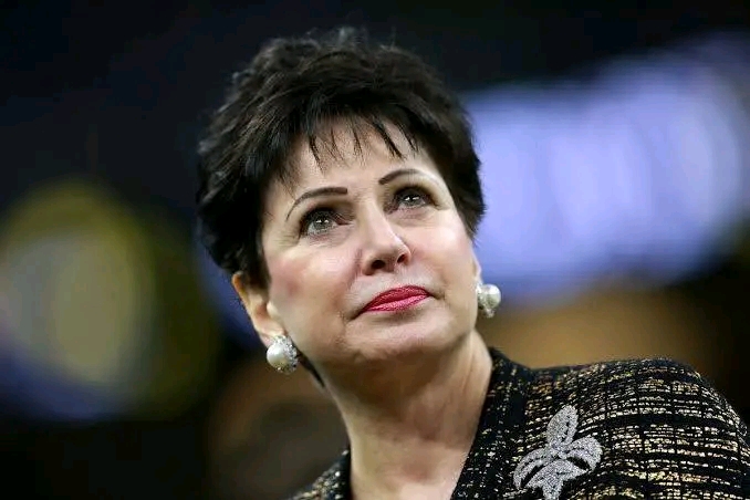 SAINTS NEWS: New Orleans Saints owner Gayle Benson congratulate Drew Brees after appointing him as the new head coach of Saints……. more details ⬇️ 