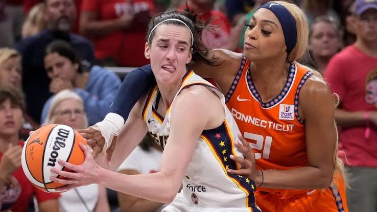 HOT NEWS:Fever Fans Amazed by Caitlin Clark’s Reaction to Abuse from New Player  on the court….. read more