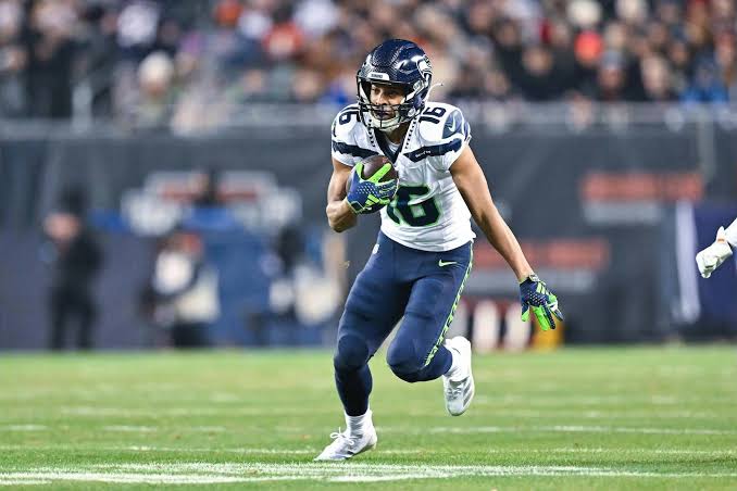 The Seattle Seahawks are currently evaluating the future of veteran wide receiver Tyler Lockett, whose substantial 2025 salary cap hit has prompted discussions about his potential departure.