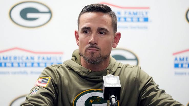 Breaking News :Green Bay Packers head coach Matt LaFleur has announced his resignation from the team. This decision marks the end of a significant era for the Packers.