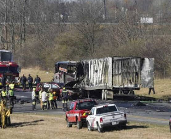 JUST NOW: Tragedy Strikes as NFL college School Bus Collides in Horrific Accident, Leaving Multiple Dead and Injured in …see more…