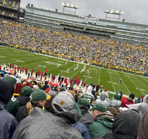 I’m Not Sure Why Everyone Trashes Green Bay – I Went There Last Year and the Stadium Was Amazing!