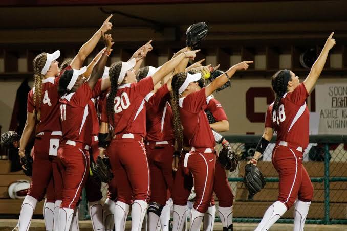 a historic moment for women’s sports, the Oklahoma Sooners Softball team has secured a groundbreaking partnership with PlayStation, making them the first collegiate team to be featured on the cover of the highly anticipated 2026 Softball video game. This monumental achievement not only marks a significant milestone for the team but also represents a defining moment for women’s sports, showcasing their growing recognition in mainstream entertainment and culture.