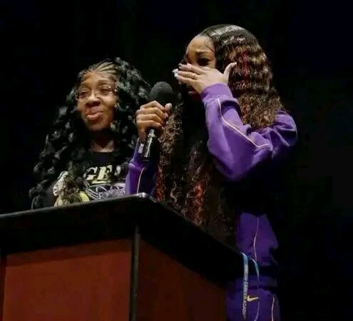 BATON ROUGE, LA – Overcome with emotion, LSU Tigers women’s basketball standout Aneesah Morrow broke down in tears Monday night after being honored with the prestigious Pericous Maxwell Award for Excellence. The award, given each year to the nation’s top women’s college basketball player, celebrates Morrow’s outstanding impact on LSU’s championship season and her…