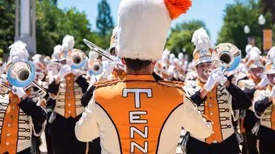 The Tennessee Vols Marching Band has been crowned the world’s best, according to ESPN! Knoxville, Tennessee The Tennessee Volunteers Marching Band has made history by being formally acknowledged as the world’s top marching band. They have outperformed international competition with their…read more via link ……….