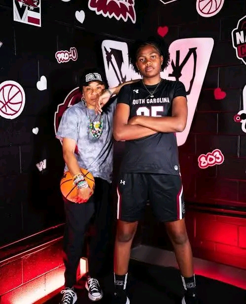 Ayla McDowell, a 7’2 game-changer, was signed by South Carolina in a historic move. Is she the ultimate response to the national championship scout at Lady Gamecocks……….?