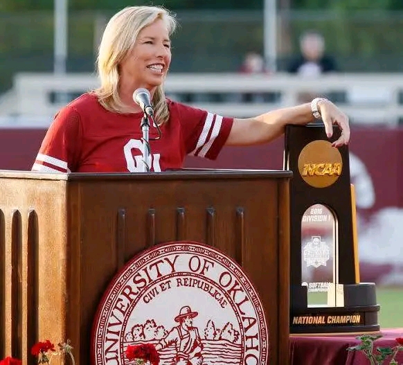 ESPN NEWS: Patty Gasso Named the Best Softball Coach in the World: Surpassing Legends like Carol Hutchins, Mike Candrea and Margie Wright, ” This recognition comes after a career filled with unparalleled accomplishments and a remarkable rise to the top of the sport…. read full epic news details below…
