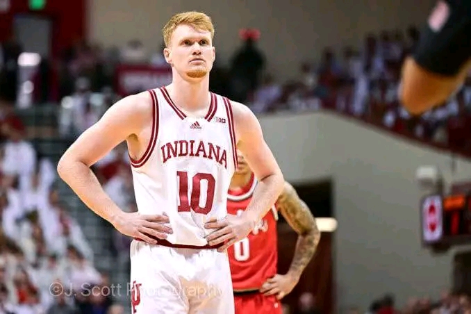 BREAKING NEWS: As Fort Wayne native and star player Luke Goode returns to Bloomington, Indiana, for another season, excitement erupts at Simon Skjodt Assembly Hall. According to head coach Darian DeVries, he will become a…