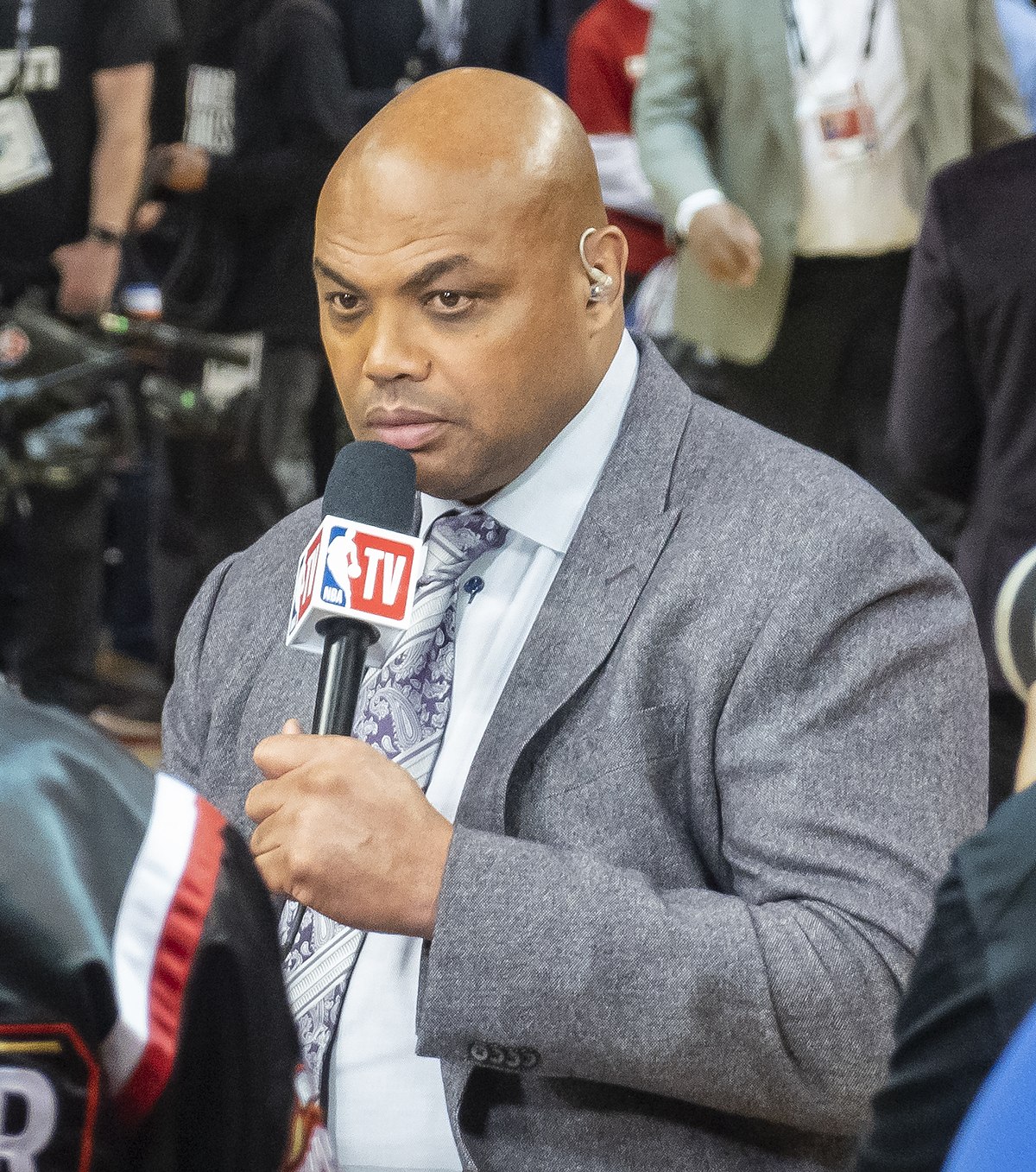BREAKING NEWS: Excitement hits the PHX Arena as phoenix suns officially announced the Return of former and legendary Player Charles Barkley as the new…
