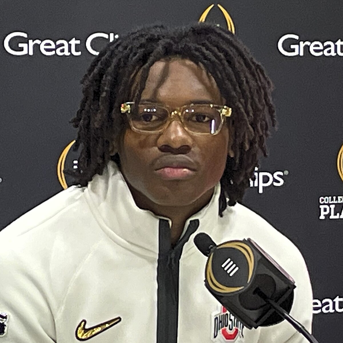 BREAKING NEWS: Ohio State Buckeyes wide receiver Jeremiah Smith has Invest $6.7 million to Transform houses into shelter for Homeless Youth in….see more