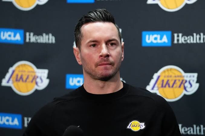 Nakagugulat na Balita: Ang Los Angeles lakers ay Nahaharap sa Hindi Inaasahang Pag-urong Kasunod ng Kamakailang pagkatalo 96-103 sa Minnesota Timberwolves habang Inanunsyo ni Head Coach JJ Redick ang Seryosong Isyu Habang Nagsasanay