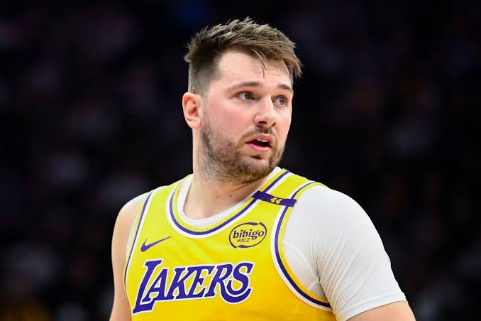 UNBELEIVABLE!!! I’m leaving soon! los Angeles lakers Faces Threat of Losing Superstar: Luka Dončić, JJ REDICK Reacts to massive deal offer
