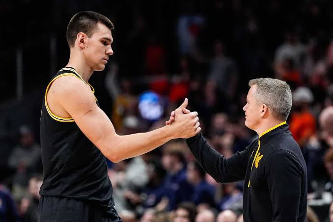 Breaking News: Coach Dusty May’s unexpected announcement that star center Vladislav Goldin has been promoted to the position of head coach has shocked Michigan Wolverines men’s basketball fans.