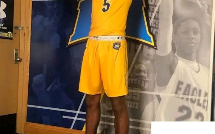 Breaking:No. 1 Player in America, 7-Foot Tall, Commits to Penn State Over Auburn