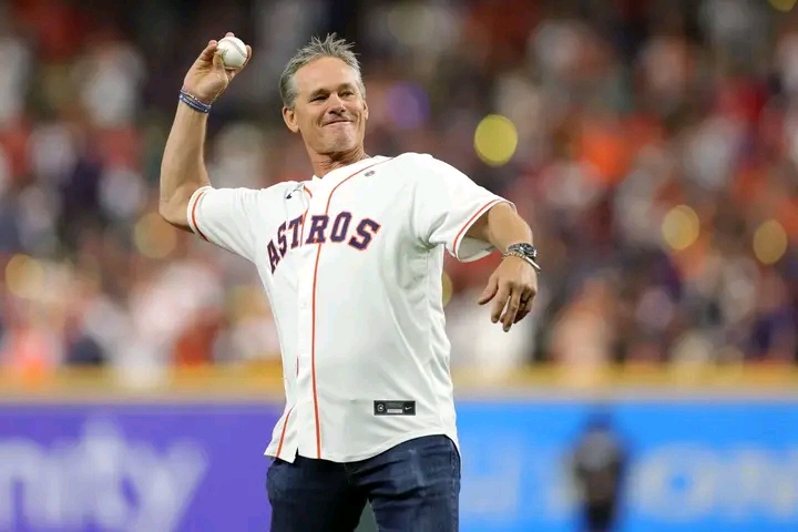 BREAKING NEWS: Excitement Hits Daikin Park Community as former Houston Astros Franchise Icon and Hall of Famer Craig Biggio as he Returned to the team as Senior Manager………..