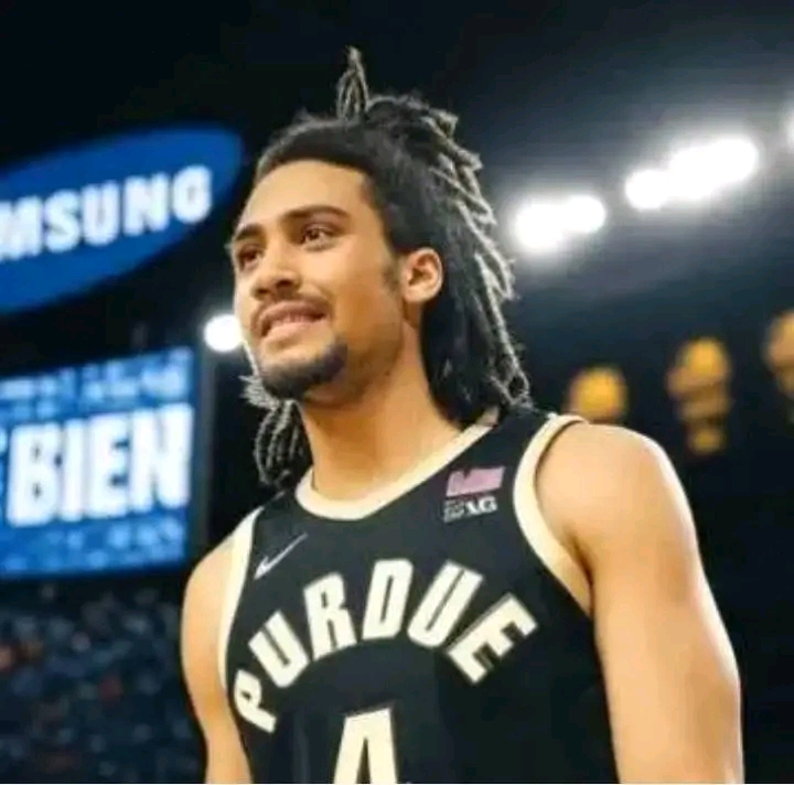 Breaking News: Purdue Boilermakers basketball Forward Trey Kaufman-Renn has secured a Groundbreaking $55 million Endorsement deal With SAMSUNG. In a Remarkable Show of Generosity, he has Pledged $5 million to Youth Development program( Boys & Girls Clubs of America) and $6 million to an orphanage home, The Boilermakers Sensational Forward…