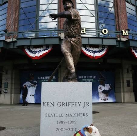 BREAKING NEWS: The Seattle Mariners Unveil Statue outside Safeco field Honoring Sensation Ken Griffey Jr. — A Monument to Grit, Greatness, and Giving Back