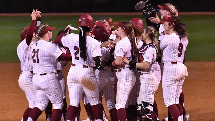 In Moment, South Carolina Gamecocks Softball Earns No. 1 Spot in National Poll for First Time